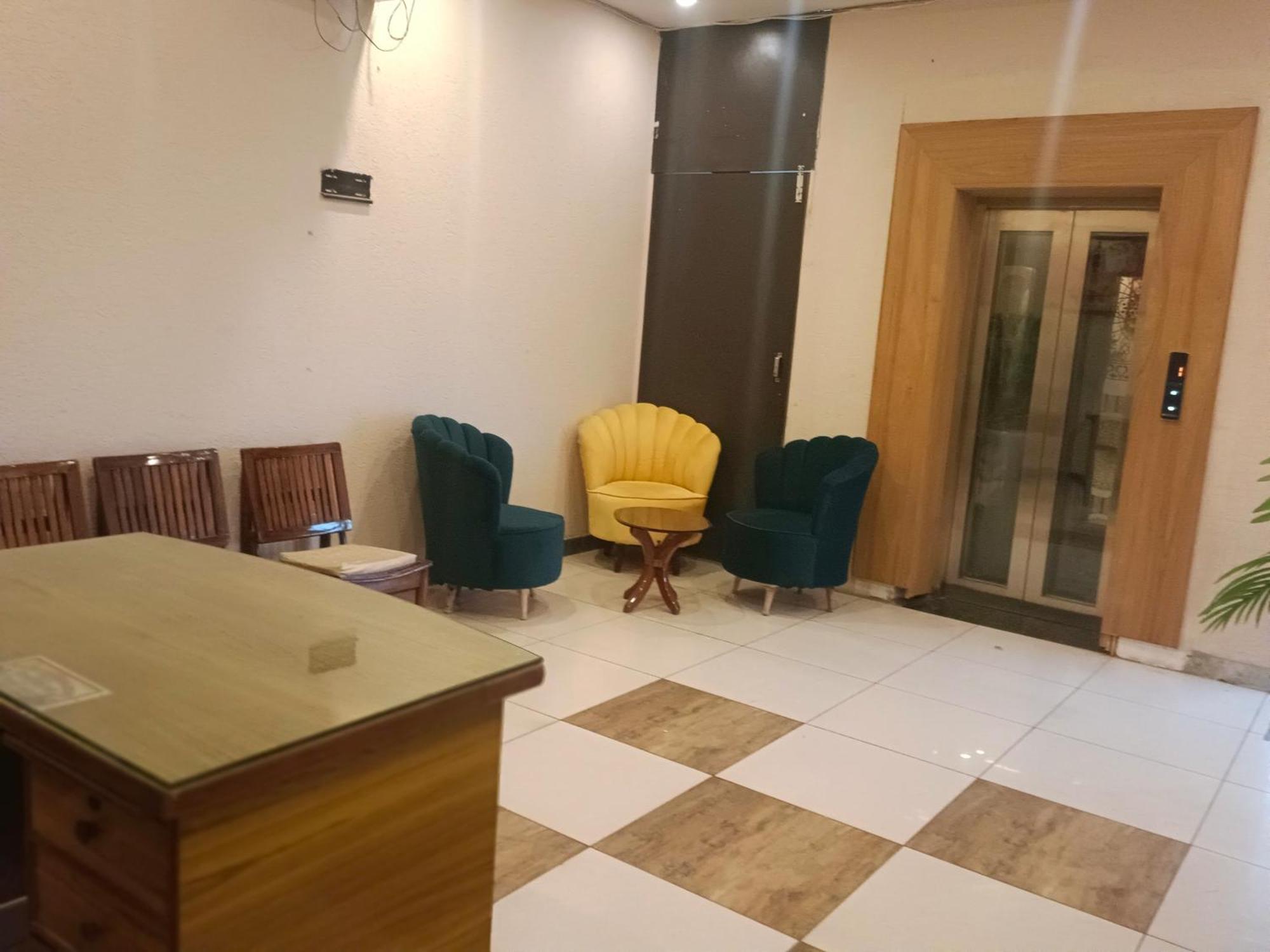The Aura Grand Hotel & Banquet - A Unit Of Sitara Kollection Hotels Rohtak Exteriör bild