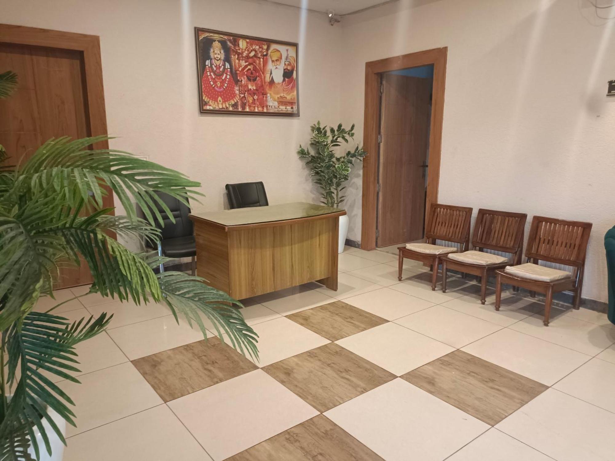 The Aura Grand Hotel & Banquet - A Unit Of Sitara Kollection Hotels Rohtak Exteriör bild